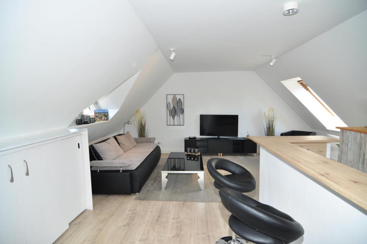 Attraktives Im Stadtzentrum Balkon Lift Apartamento Plauen